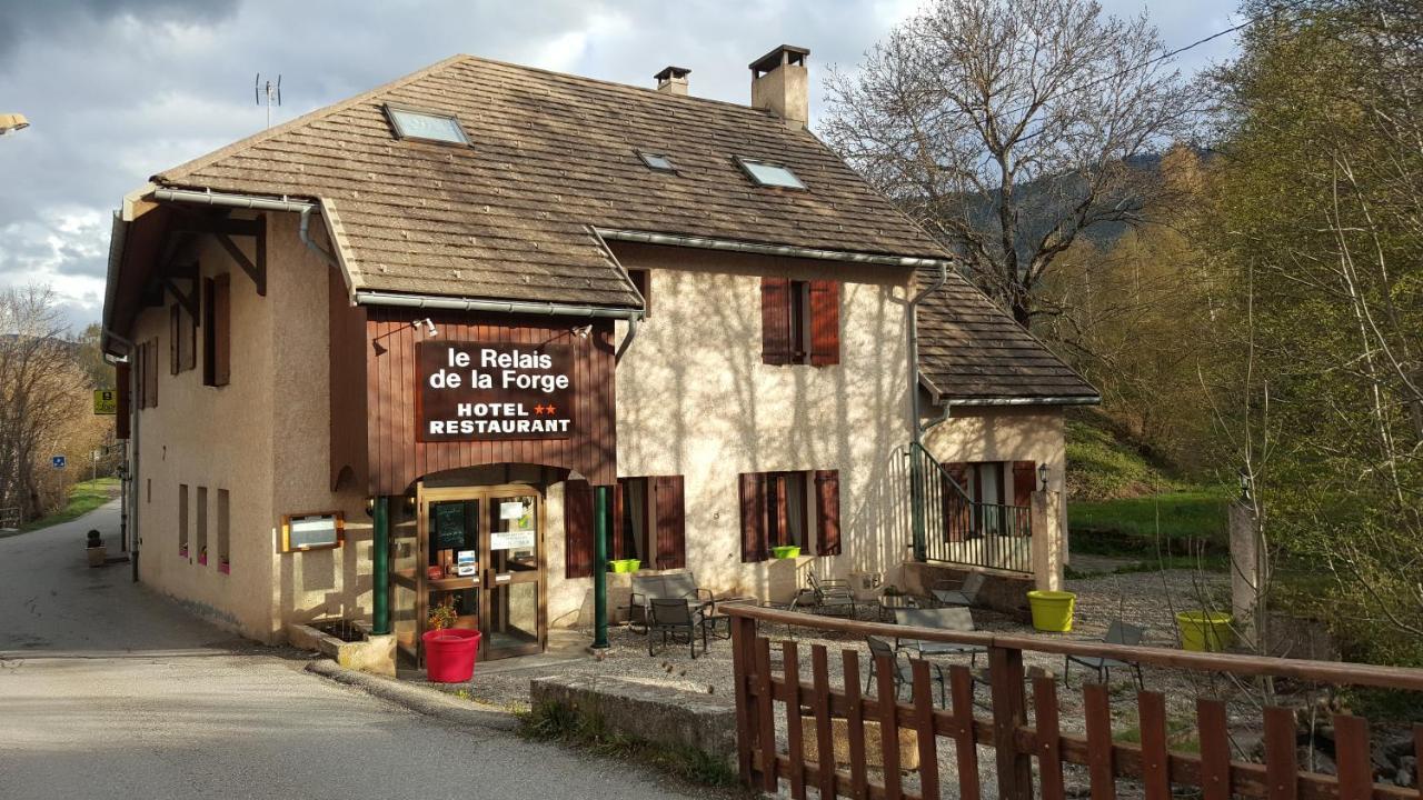 Hotel Le Relais De La Forge Selonnet Exterior foto